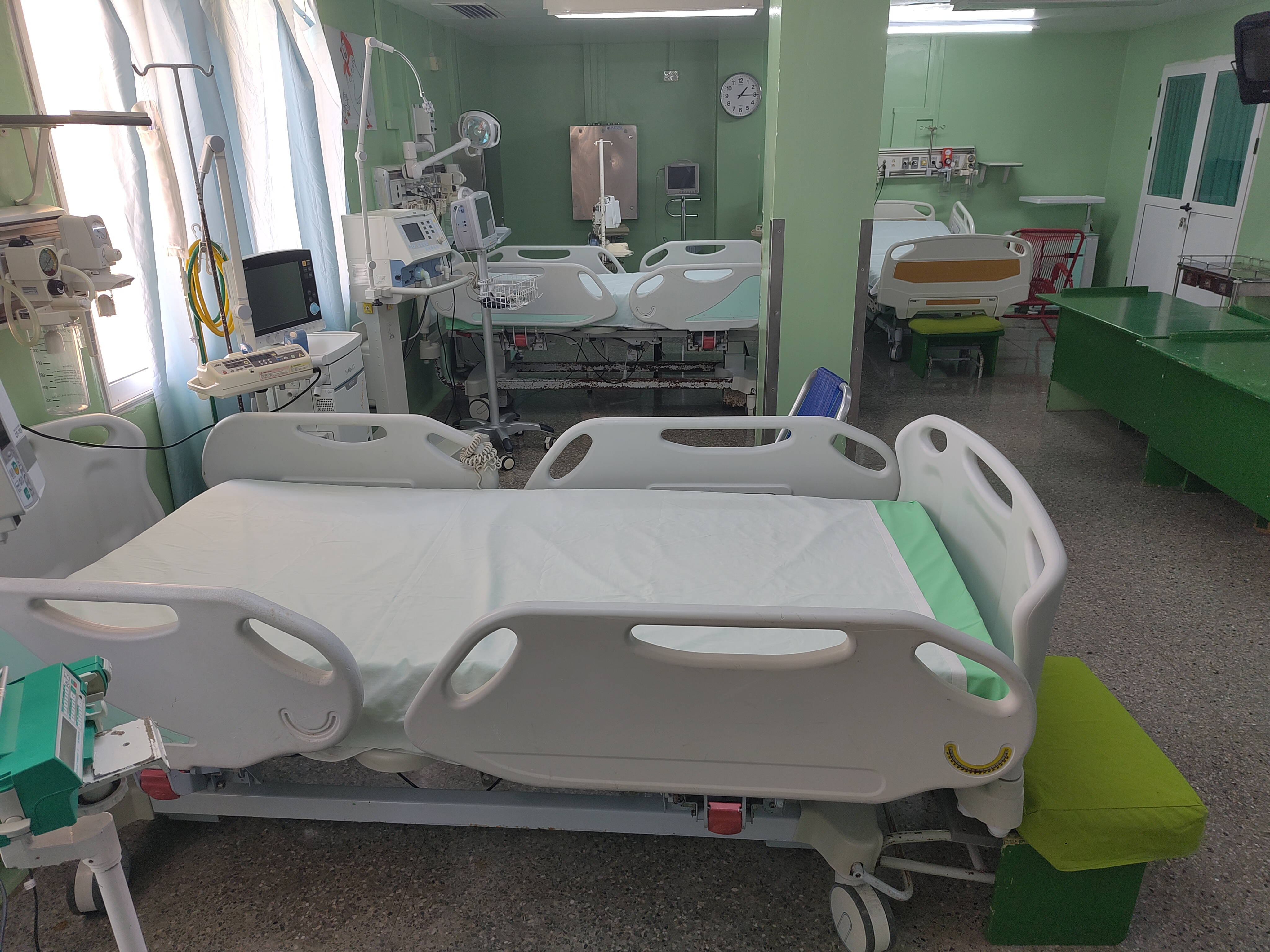 Einrichtung Kinderspital El Cerro